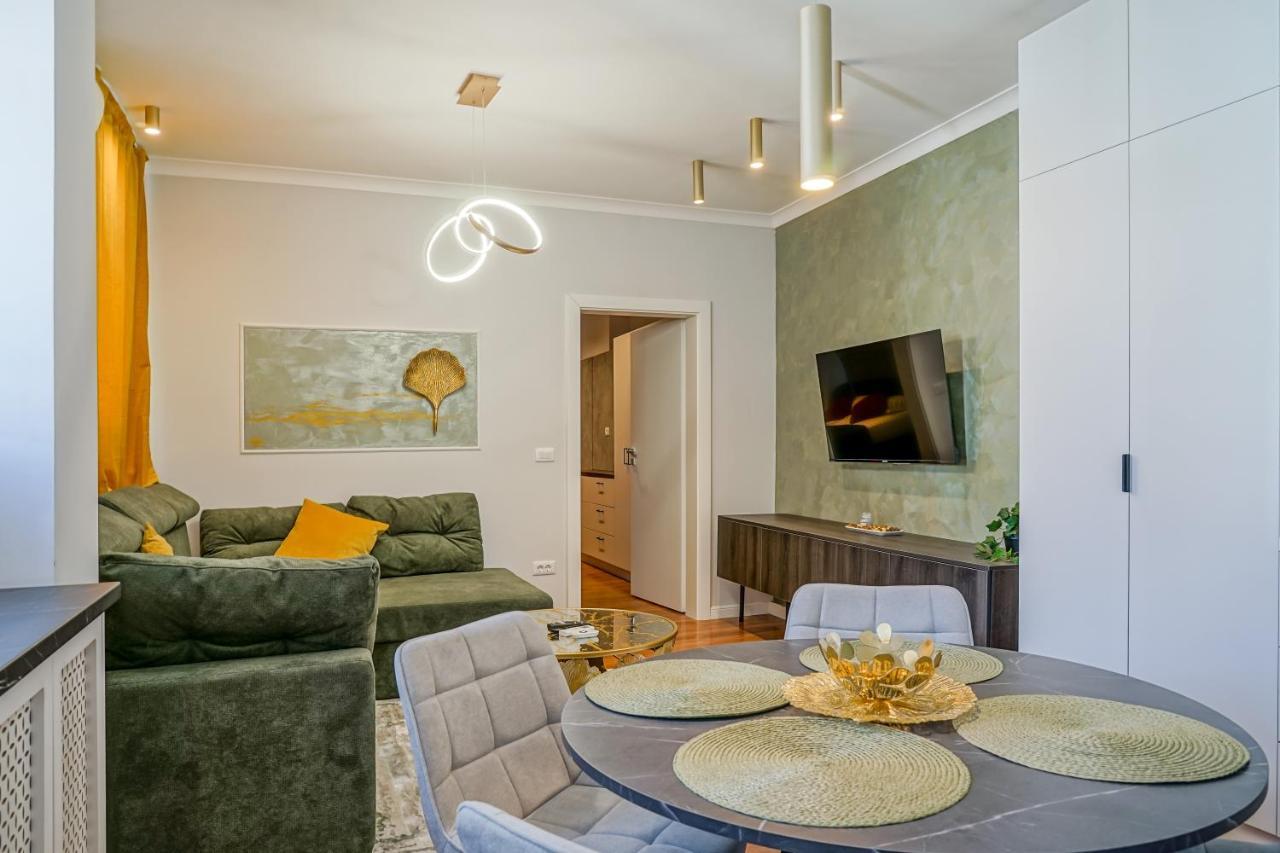Appartement Charming 2Bdr Apt Downtown à Bucarest Extérieur photo